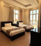 Le Park Hotel Hotels near COS