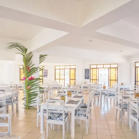 AHG Lion Beach Resort