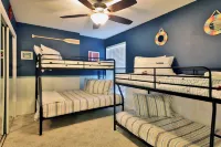 Fairway Harbor View by AvantStay Outdoor Oasis