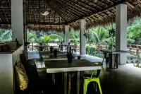 Las Dunas Surf Resort Hotels in Augusto Cesar Sandino