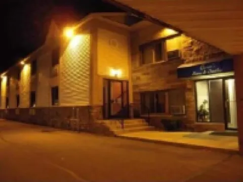 Colonie Inn and Suites Hotels in Latham