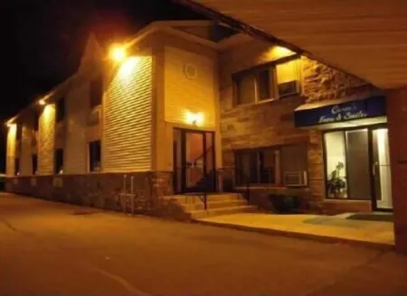 Colonie Inn and Suites