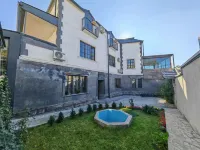 Blur Inn Gallery Hotels near Armenian Genocide Museum