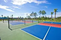 Luxurious Condo in Babcock w/ Golf, Heated Pools, Hot Tub, Pickle ball, & Tennis