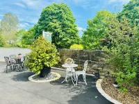 Stone Trough Hotel Hotels in 