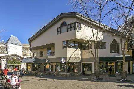 Christiania Condominiums- CoralTree Residence Collection