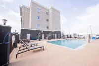 La Quinta Inn & Suites by Wyndham Big Spring - Pools
