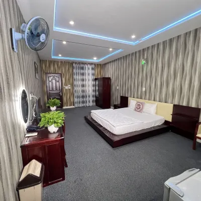 Phi Long 2 Hotel Thu Dau Mot Отели рядом с достопримечательностью «Комплекс туннелей Кучи»