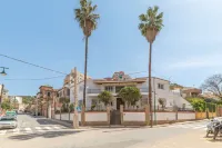 Ayz Silvela - Auto Check-in Property