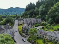 Base Camp Snowdonia, Gwersyll Cyntaf Eryri - 2-Star
