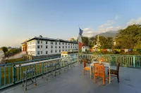 Chokling ArtHouse - the Treasure of Himalayas Hotels in Kangra