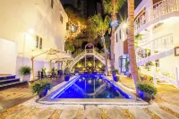 Villa Hanh Phuc Bai Chay - Pools