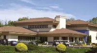 Riverbend Castleton Resort Style Apartments by Barsala Hotels near Walgreens at Community Health Network - North
