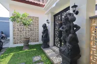 Collection O Samurai Hotel Sanur Hotel dekat The Pantry