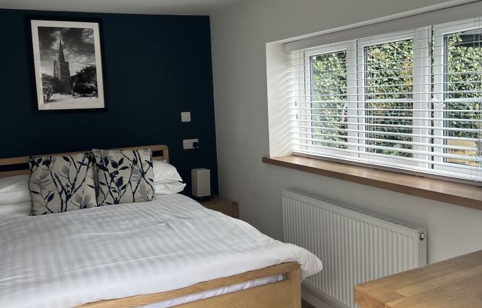 Priory Tearooms Burford with Rooms