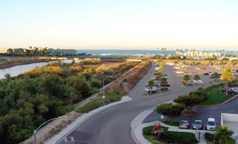 Harbor Inn & Suites Oceanside
