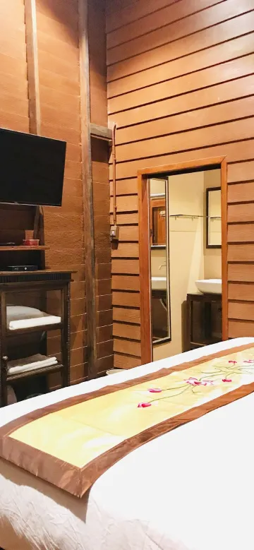 ห้องพักมาตรฐานเตียงใหญ่พร้อมเตียงใหญ่