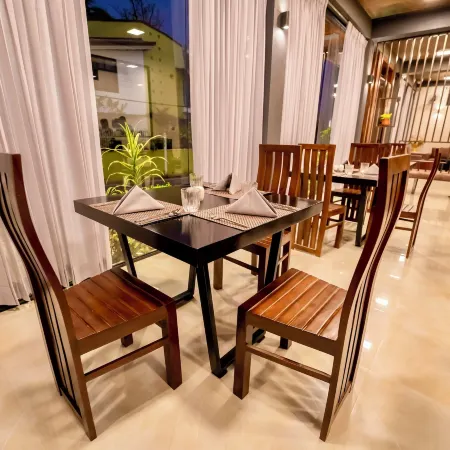 Limeshine Residence - Airport Transit Hotel