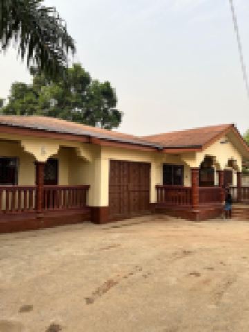 Yogi Home Stay Near Freetown Airport