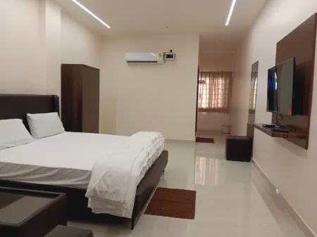 Hotel Surya Grand Отели в г. Ганчер