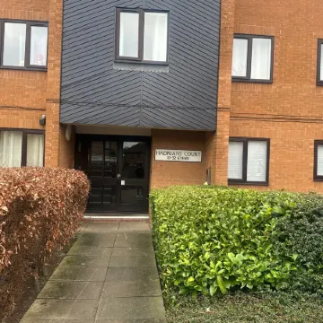 1Br-Sleeps2-Parking-QuietStay-CityCentre