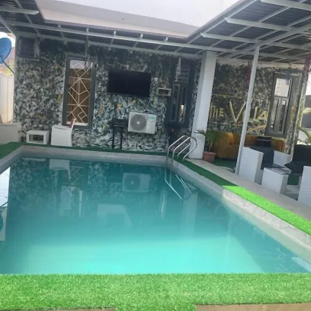 Luxury Villa Residence Отели рядом с достопримечательностью «Терминал аэропорта Абуджа Ннамди Азикиве»