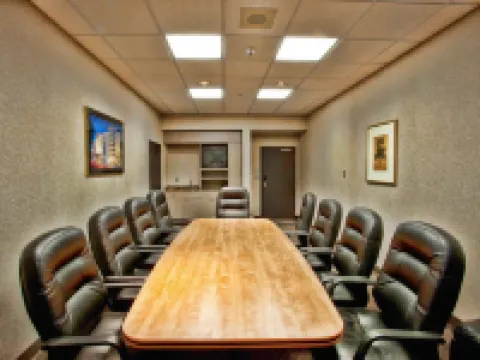 Humphry Inn and Suites โรงแรมในวินนิเพก