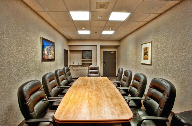 Humphry Inn and Suites photo 5