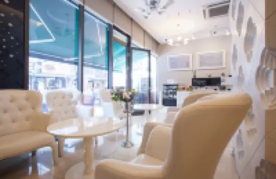 Hotel Pharos