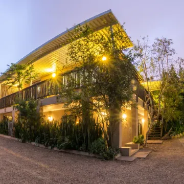 Mackaya Bella Guest House