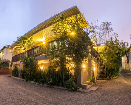 Mackaya Bella Guest House Hoteles en Berea