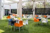 Tach Madrid Airport Hotel a Paracuellos de Jarama