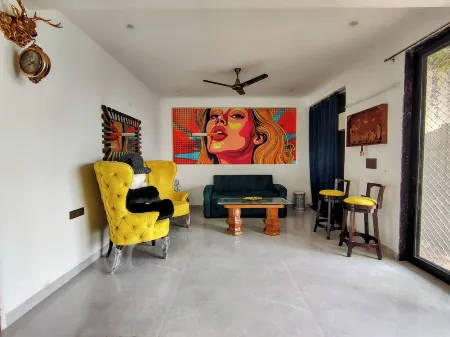 Fun 'O' Peace Отели рядом с достопримечательностью «CCD nt vee FC mm be fr j.mj»