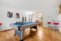Ultimate Family Fun Escape