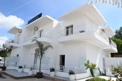 Emar Beachfront Hotel Ksamil