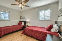 Group Getaway in Denver- 5 Bedrooms - Bright & Spacious Hotels near American Music School LLC