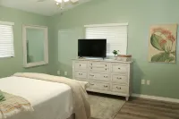 Spacious home near W. Dearborn St. Heated pool. Minutes away from 2 beaches!