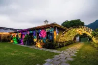 Yes Please! Hostel