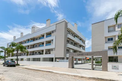 Cannes Club Residence a 200m da Praia - Ingleses do Rio Vermelho Hotels near Praia Brava