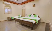 Treebo Cecil Resort, 600 Mtrs from Matheran Railway Station Hotels in Mātherān