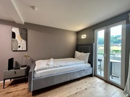 Berg & Berg Hotel Kerns - Self-Check-IN Отели в г. Кернс