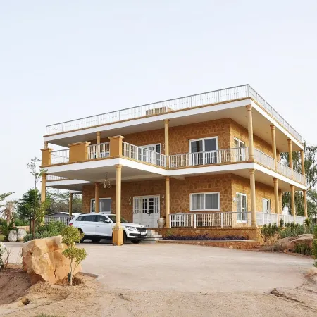 Chotsa's Farm House