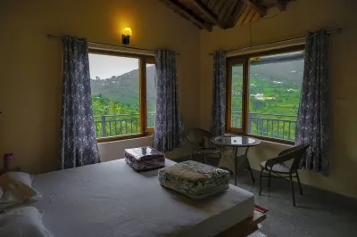 사니디야 홈스테이 Bhaloo's Village Camp & Cafe - Mukteshwar, Nainital 주변 호텔