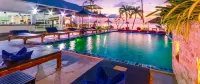 Bungalow Near by Beach El Pillax Lanta Resort Hotels in Koh Larn