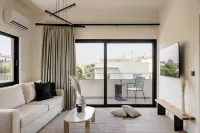 The Uptown Boutique Apartments - balcony