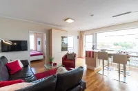 Wonderful view for 4 people 100 m from the main beach