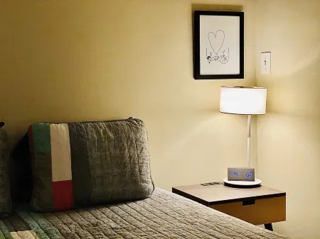 Modern, Clean and Homey APT by the Beach! Отели рядом с достопримечательностью «Hermosa Beach Pier»