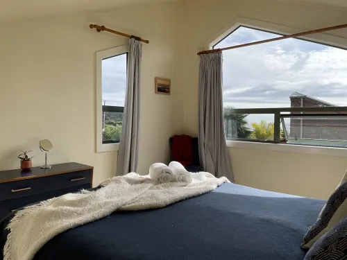 Moana Apartment with Bush Views and near Surf Hotel a Raglan