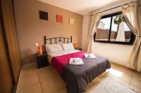 60sq.m Roof Solarium, 50sq.m Rear Terrace: BBQ, Fibre WiFi, TV (BBC, SKY sports)