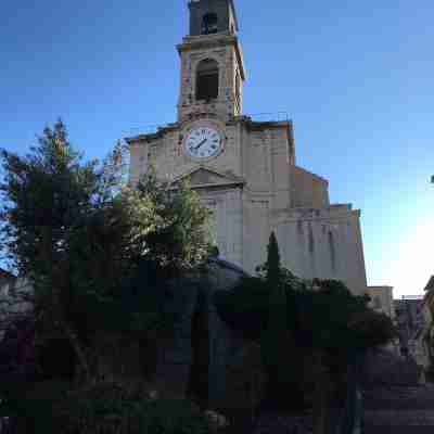 Superb modern studio in typical neighborhood Others